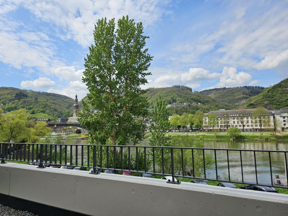 Moselblick II Ad Reichsburg Parkplatz 100M Marktplatz Cochem Bagian luar foto