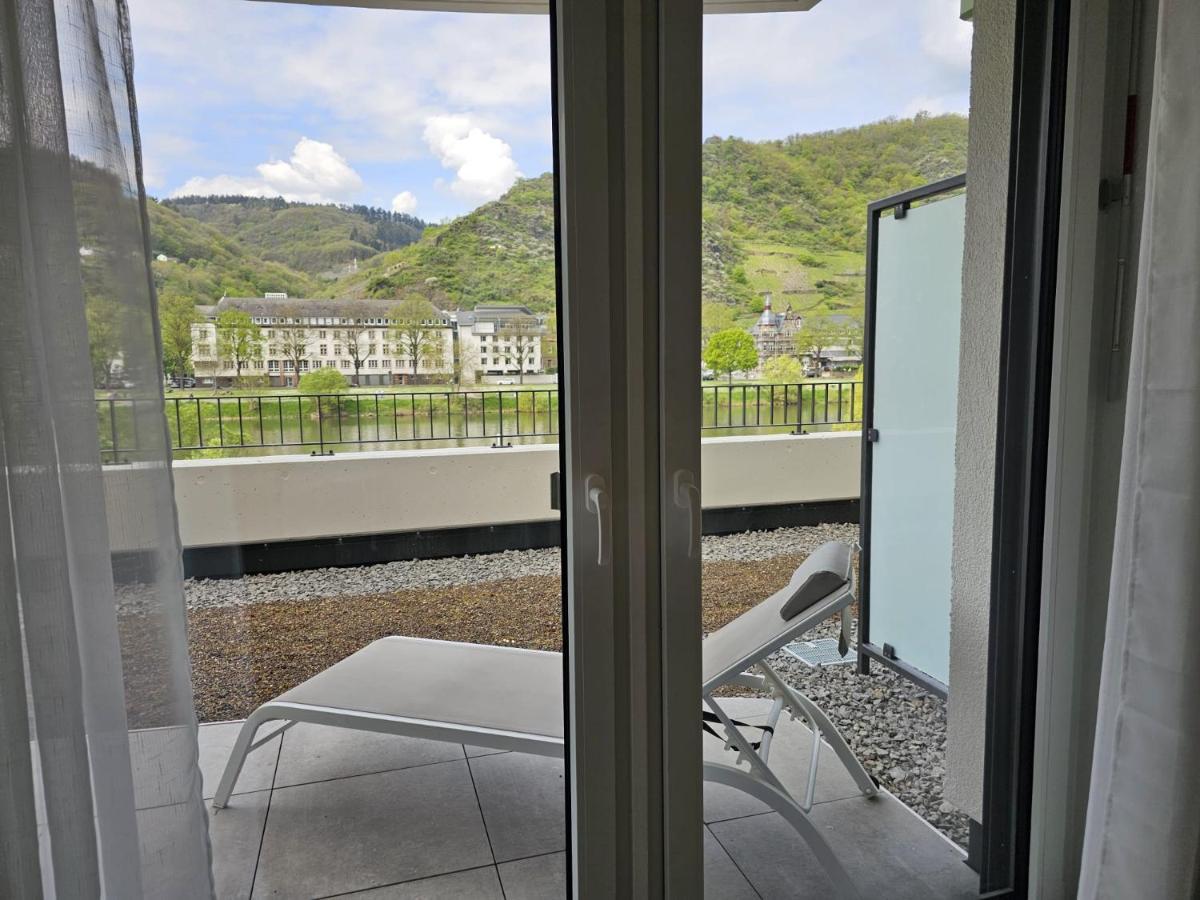 Moselblick II Ad Reichsburg Parkplatz 100M Marktplatz Cochem Bagian luar foto