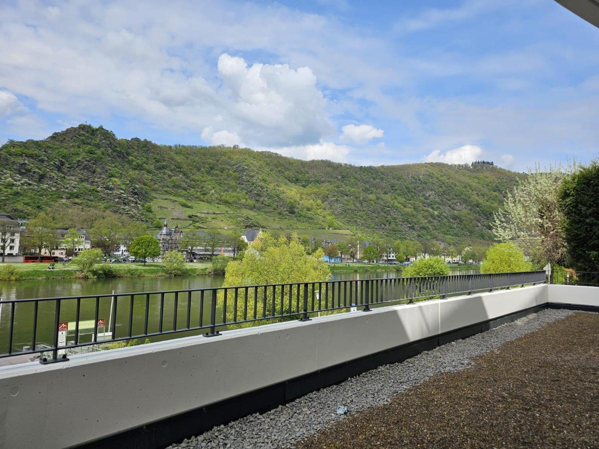 Moselblick II Ad Reichsburg Parkplatz 100M Marktplatz Cochem Bagian luar foto